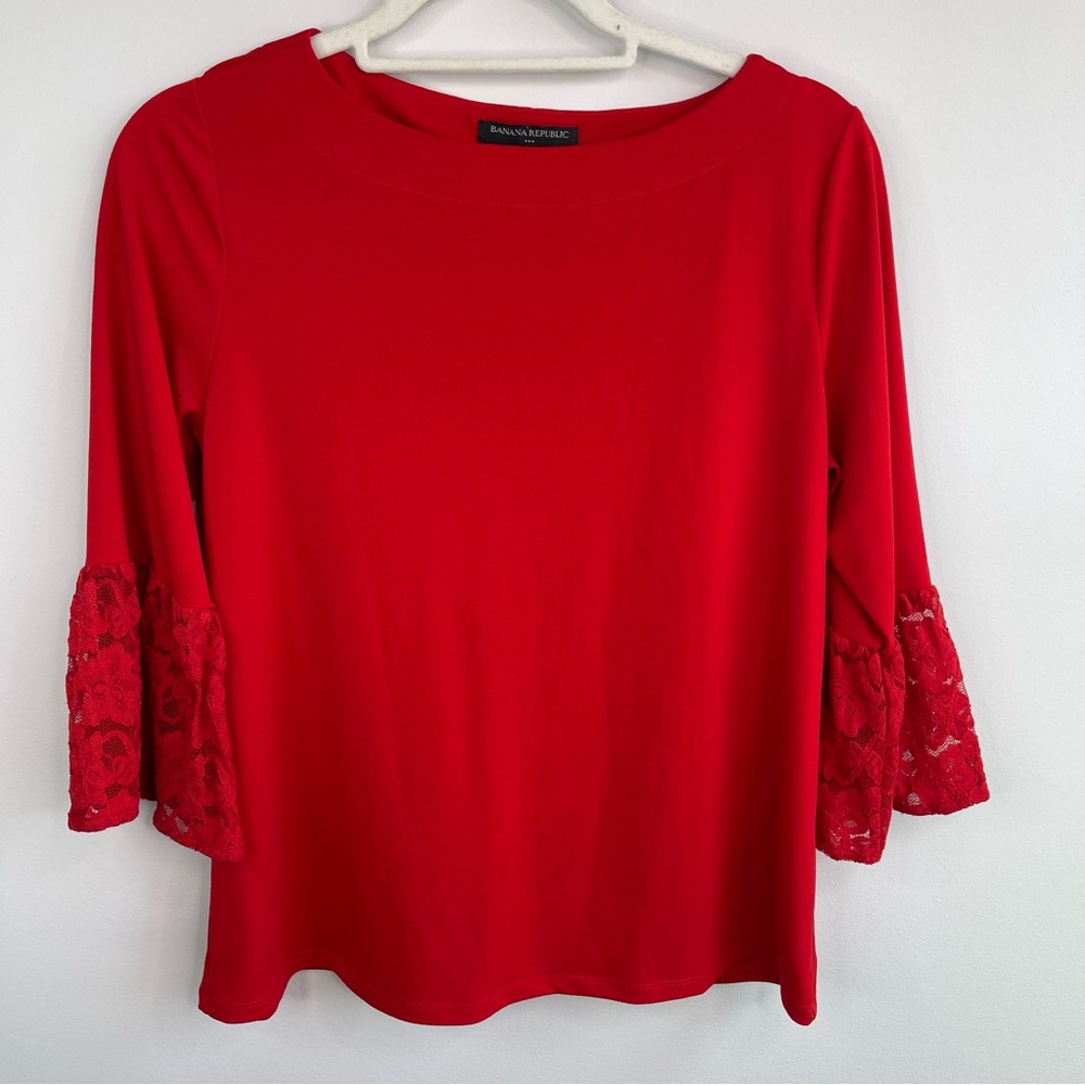 Banana Republic Factory Women's Red Lace Sleeve Top Size S - Picture 2 of 9